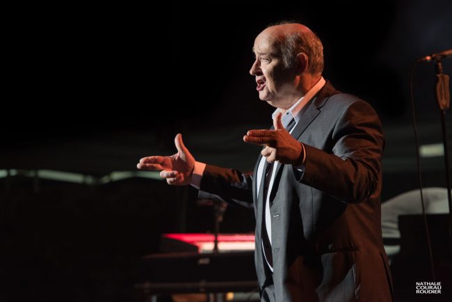 Portrait de Michel Jonasz en concert à Noirmoutier