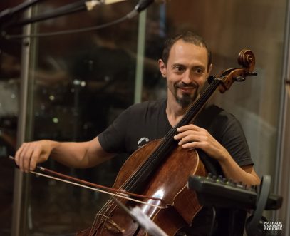 Portrait de Xavier Phillips en studio