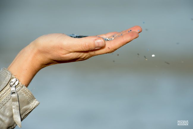 Main de Céline Bonacina - shooting du clip Crystal Rain