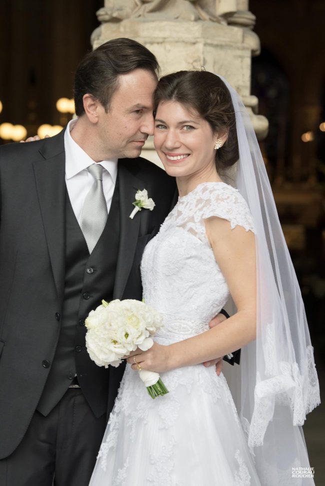 Sortie de la messe de mariage à Saint-Germain l'Auxerrois
