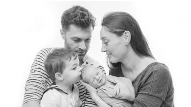 Photographe de naissance en studio Neuilly-sur-Seine