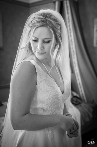 Préparation de la mariée - Photographe Nathalie Courau-Roudier