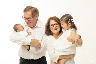 Photographe de naissance en studio Neuilly-sur-Seine