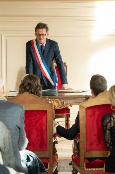 Mariage civil par Jean-François Puget, adjoint au maire de Neuilly-sur-Seine